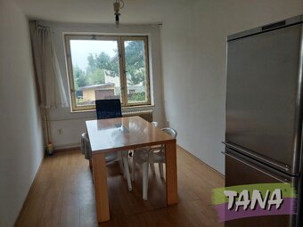 Krajový řadový rodinný dům v obci Herálec v blízkosti měst H - 5