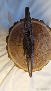 Stará kovadlinka, dřevo není součástí - 5