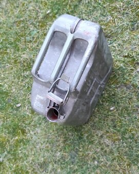 Kanystr 20 litrů - 5