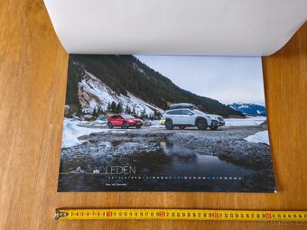 Nástěnné kalendáře BMW a SUBARU - 5