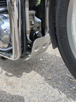 Royal Enfield Interceptor 650 - 5
