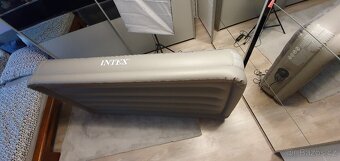 Nafukvaci matrace na 12voltu nova INTEX - 5