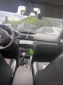 Renault Laguna 1.8 - 5