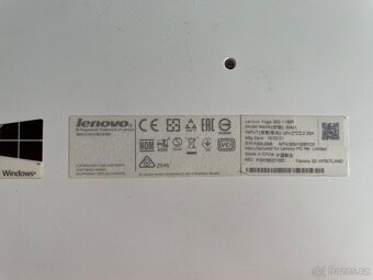 Lenovo Yoga s dotykovou obrazovkou - 5