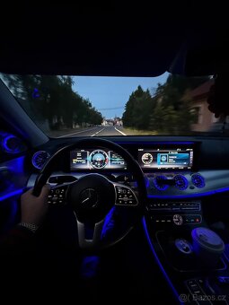 Mercedes Benz E-Class Sedan 220d (2019) ČR auto - 5