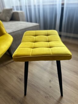 Žluté křeslo s taburetem - 5