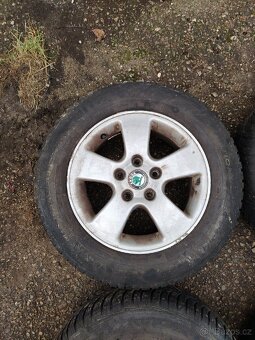 Sada zimních kol 195 65 R15 Škoda Octavia 2 - 5