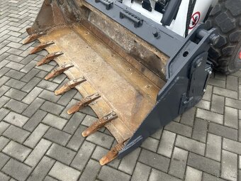 Bobcat S 650 nakladač - 5