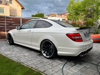 Mercedes C63 AMG, W204 - 5