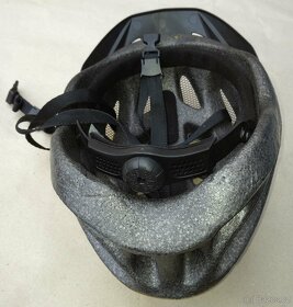 Cyklistická helma - 5