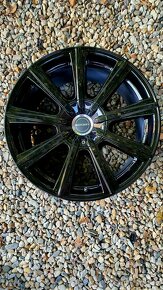 Alu kola Borbet 5x120 R18 - 5