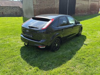Ford Focus 1.8i 92kw, r.2010, 1.maj.,serviska, STK, klima - 5