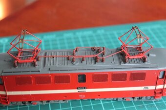 H0 PIKO BR 242 DR - 5