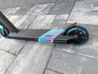 Freestyle koloběžka Raven Evolution Scalar Color - 5