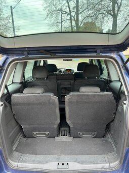 Opel Zafira 2,0 CDTI, rok 2011, 7 míst - 5