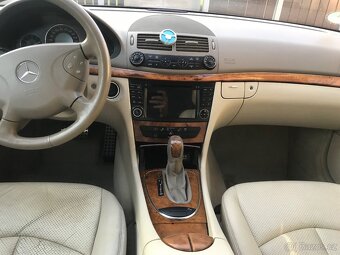 Prodám Mercedes E-320 cdi 4 matic - 5