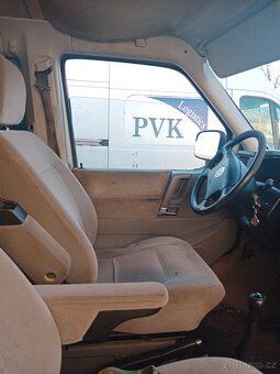 VW Caravelle T4 - 5