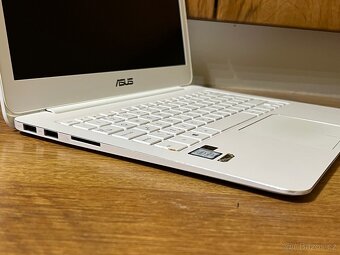 Notebook Asus UX305C - 5