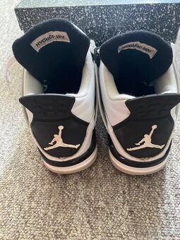 Air Jordan 4 retro vel.44 - 5