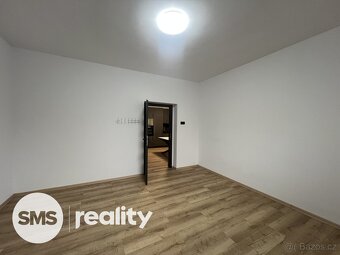 Pronájem bytu v rodinném domě 4+kk, Hradec Králové, ul. K Za - 5