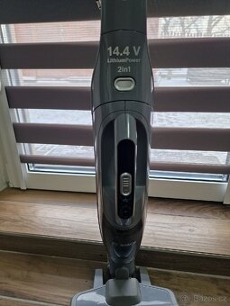 Tyčový aku vysavač BOSCH - 5