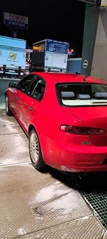 Alfa romeo 159 - 5
