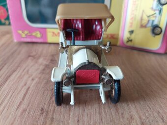 Matchbox yesteryear Y4 OPEL VZÁCNÉ MAROON SEDAČKY - 5