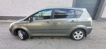 Toyota corolla verso - 5