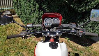 Prodám Suzuki DR 650 r.v. 1992 se startérem. - 5