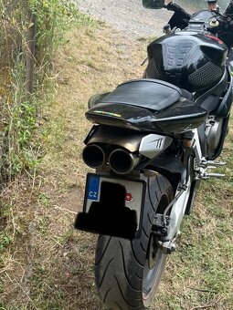 Honda cbr1000rr fireblade - 5
