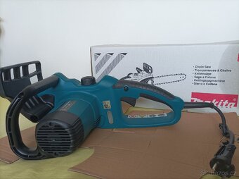 Elektrická řetězová pila Makita UC3020A - 5
