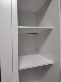Velká šatní skříň - 5