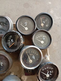 Tatra Praga škoda budíky ukazatele přístroje teploměry - 5