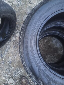 Nokian 235/45 R 17 - 5