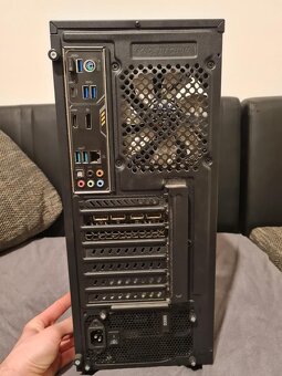 Herní PC Ryzen 7 3700X GTX 1660 - 5