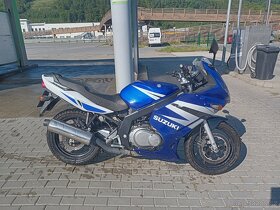 Suzuki GS 500F - 5