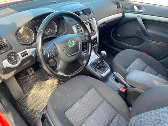 Škoda Octavia II 1.6 TDI Combi na splátky bez registru - 5