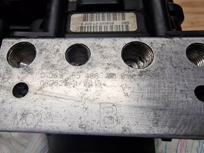 Jednotka ABS Peugeot 807 Citroen C8 2.0HDI 100kW RHR - 5