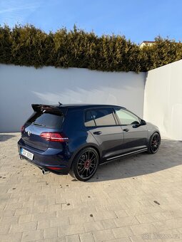 Volkswagen Golf MK7 GTI - 5