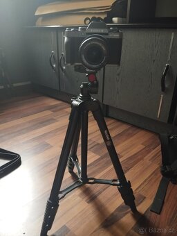 FUJIFILM X-T200 + příslušenství - 5