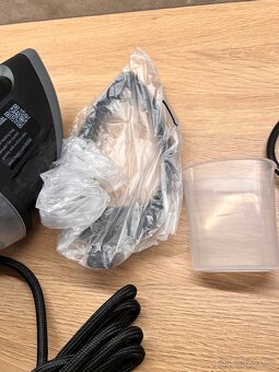 Nový napařovač oděvů Lauben Handheld Steam Iron 1950BC - 5