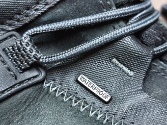 Kvalitní kožené zimní boty MERRELL THERMO ARC - 5