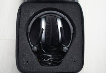 sluchátka Beyerdynamic DT 860 - 5
