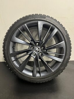 Superb R19 Zánovní zimní sada v Top stavu - 5