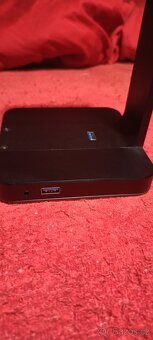 Stojánek na sluchátka s rgb - 5