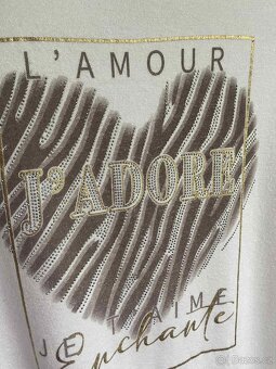 Nový luxusní italský pružný svetřík vel. 50 a více - 5