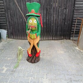 vodník motorovou pilou - 5