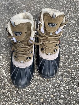 Outdoorové turistické zimní zateplené vysoké boty 38 - 5