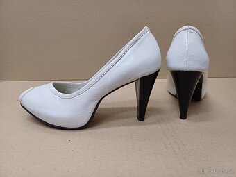 Bílé lodičky se skrytou platformou vel.36 - 5