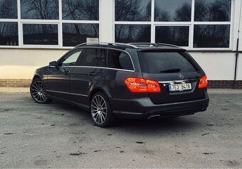 MERCEDES-BENZ E350 AMG W212 195KW 4MATIC 2012 TAŽNÉ - 5